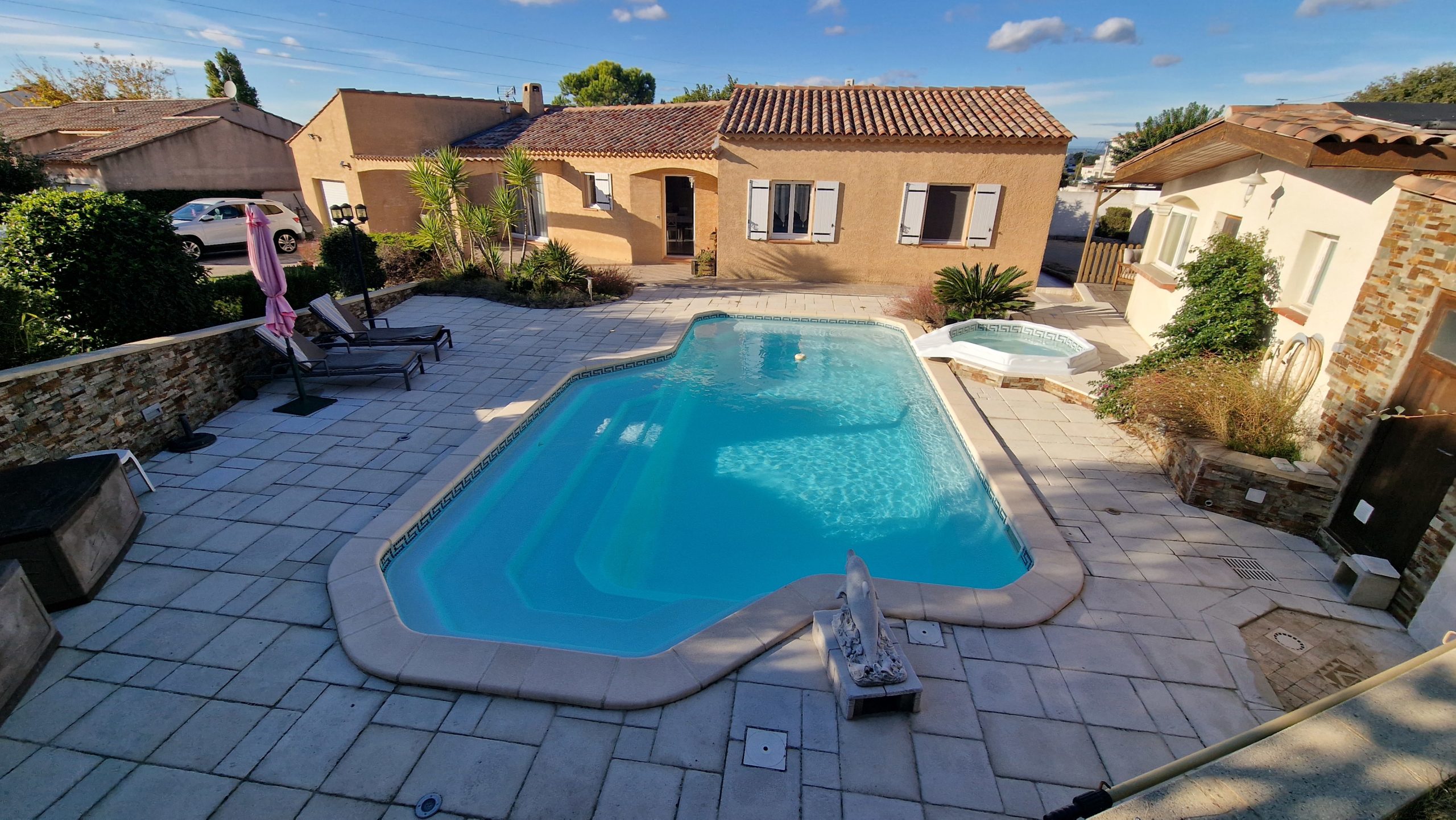 MARIGNANE L’OASIS FAMILIALE Superbe Maison T4/5 avec Piscine et Grand Jardin