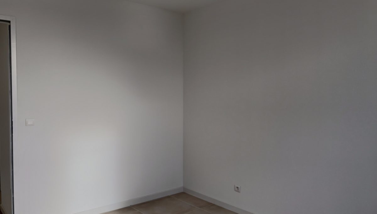 A0CC1CE4-2E9C-276E-D830-8945A4DCDEC6