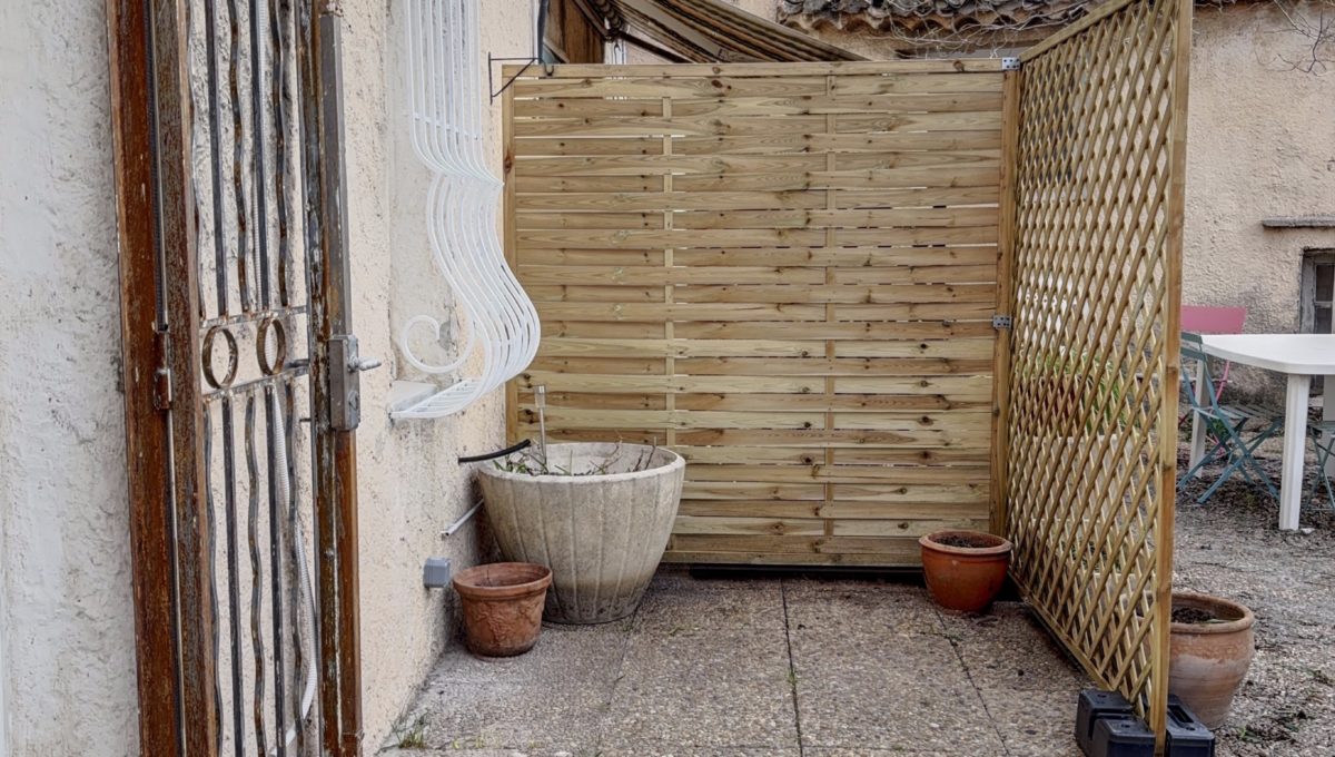 FBC5BC90-F04C-7EAC-7851-7051AE92B9D2